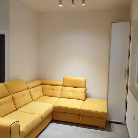 Sidro 아파트 룸바르다